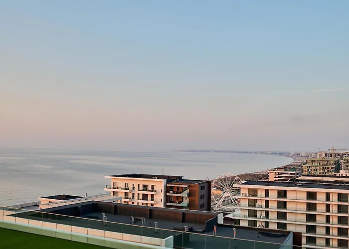 Crystal - Infinity Pool & *