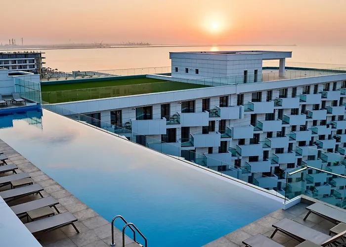 Apartament Crystal - Infinity Pool &