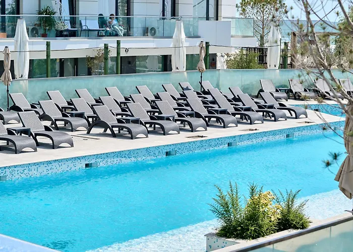 Apartament Crystal - Infinity Pool &