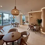 Crystal In Infinity Pool & Appartement