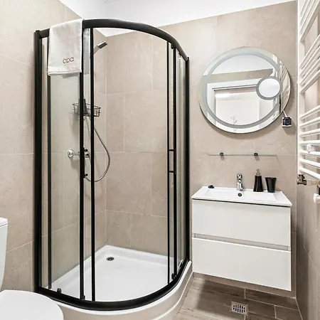 Crystal - Infinity Pool & * Năvodari