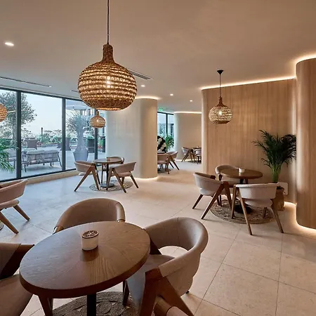 Crystal - Infinity Pool & Apartment