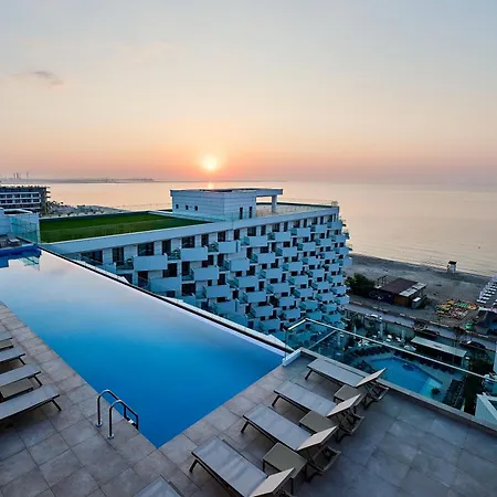 Crystal - Infinity Pool & * Navodari